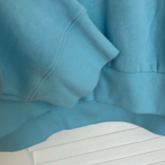 Victoria’s Secret crop sweater - Picture 6 of 9